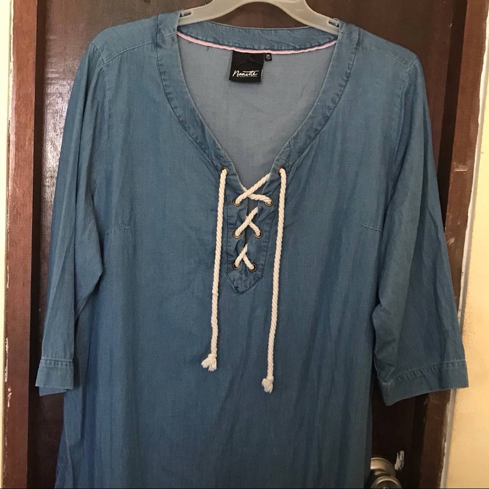 Long-sleeved shirt